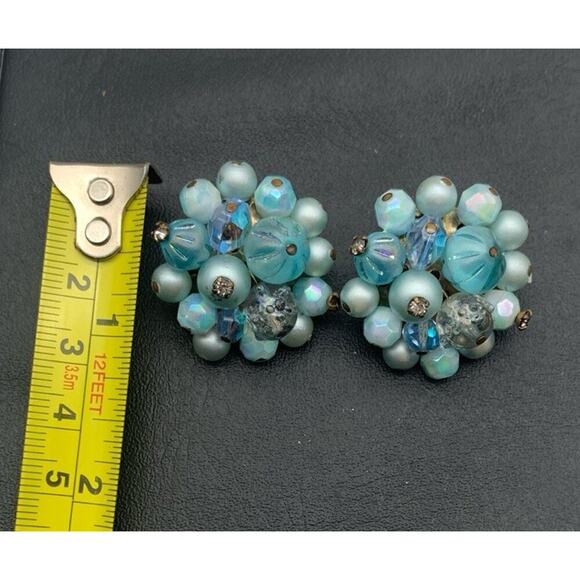 Vintage Blue Iridescent Cluster Clip On Earrings - Picture 3 of 4